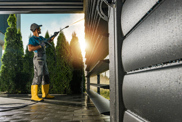 Best Animal Enclosure Cleaning  in Washingtonville, NY